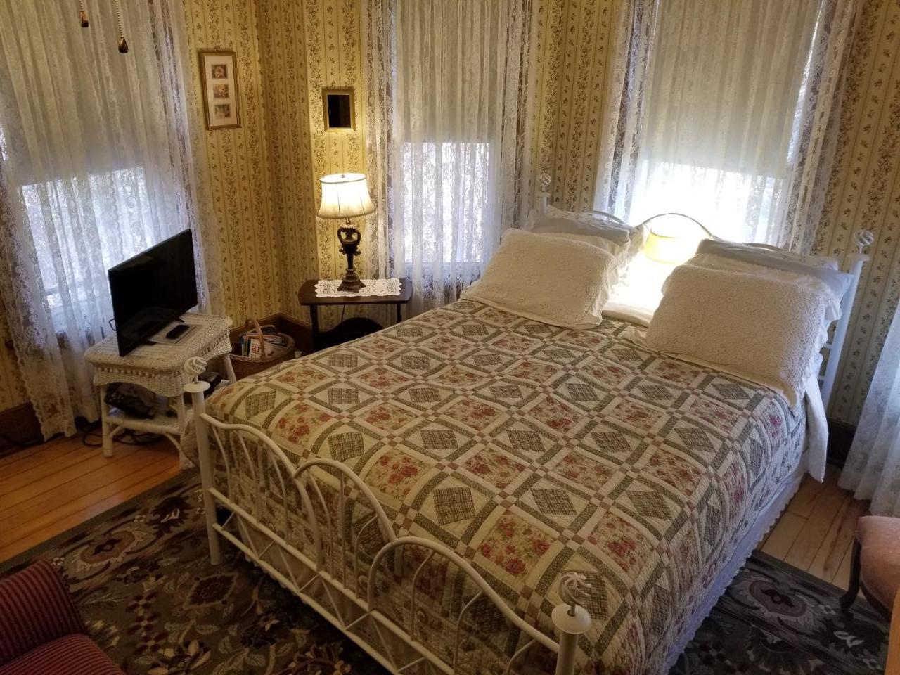 Rose & Thistle Bed & Breakfast Cooperstown Eksteriør bilde